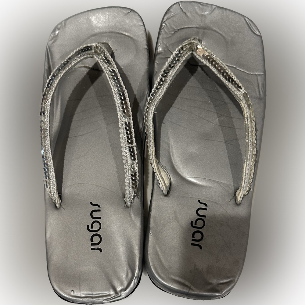 VTG Sugar Floaties Flip Flops Silver Sequin Strap Sz 8 Comfort BEACH Sandal Pool